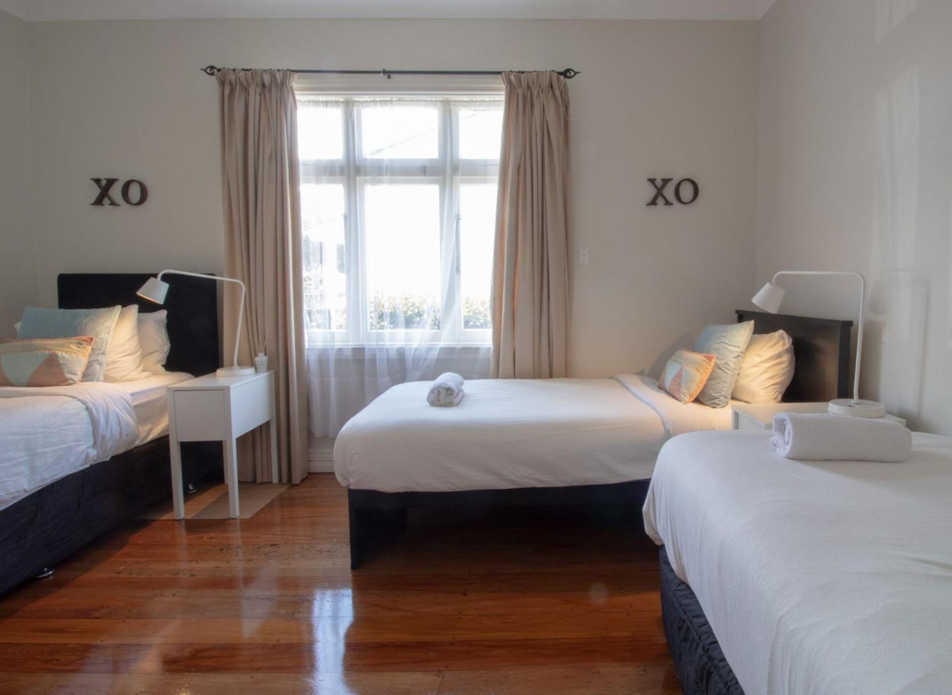 Fabulous In Fitzroy Comfortably Sleeps Ten Guests New Plymouth Exterior photo