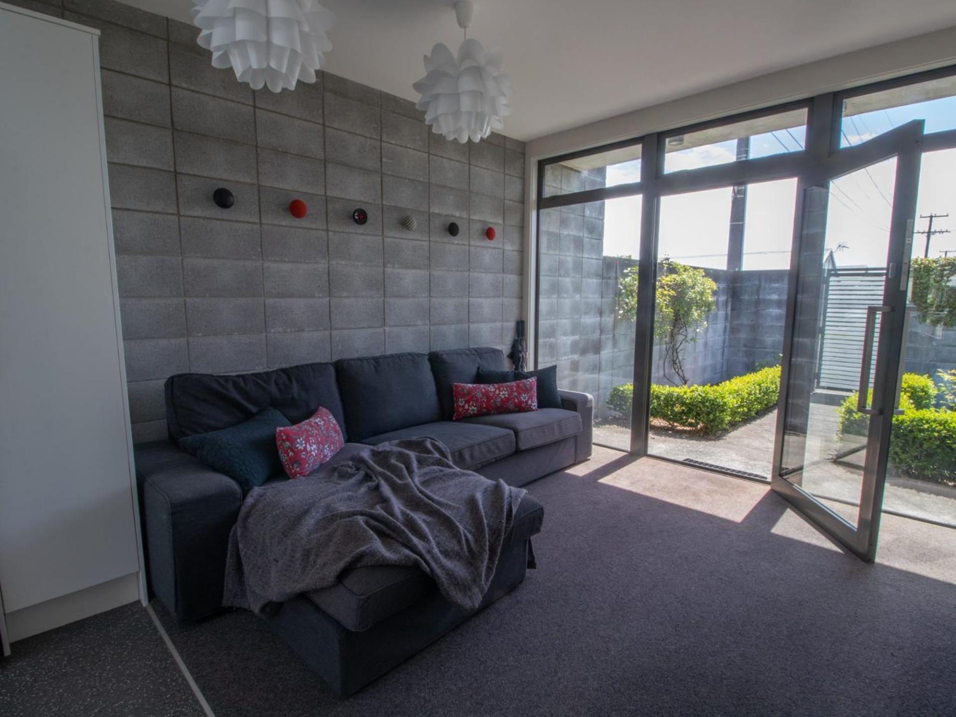 Fabulous In Fitzroy Comfortably Sleeps Ten Guests New Plymouth Exterior photo